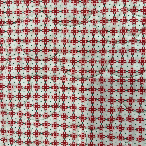 Handmade‎ Quilted Throw Blanket Winter Cabin Scene Green Red Christmas Theme